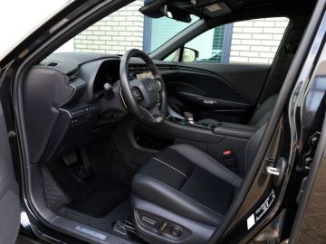 Lexus LBX